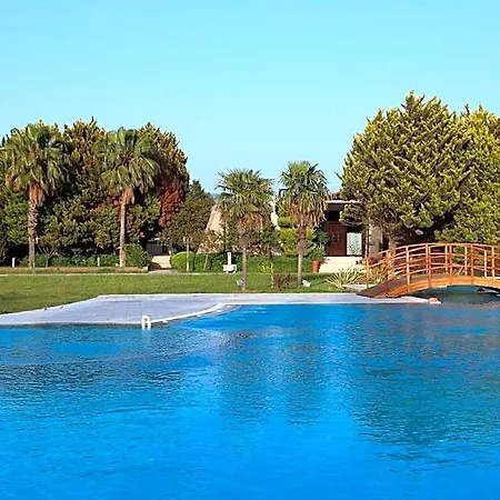 Emirsoy Harasi Szálloda 5*